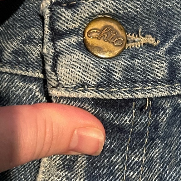 Vintage Chic diy cut off distressed denim jean shorts - Picture 3 of 4